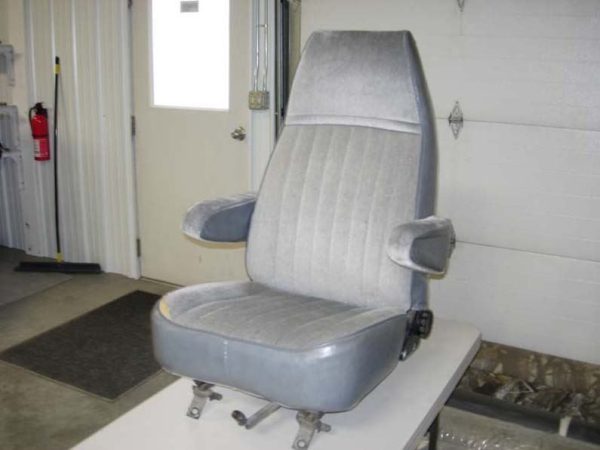 1988 - 1991 Chevy Suburban Buckets with Two Armrests Seat Covers