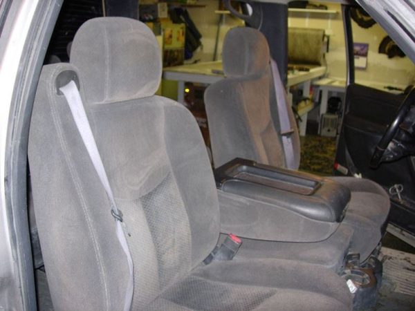 2000 - 2002 Chevy Avalanche 40/20/40 with Opening Console Seat Covers
