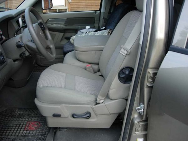 2005 - 2009 Dodge 40/20/40 Plastic Cowling, Opening Console and Non-Opening Middle Bottom Seat Covers