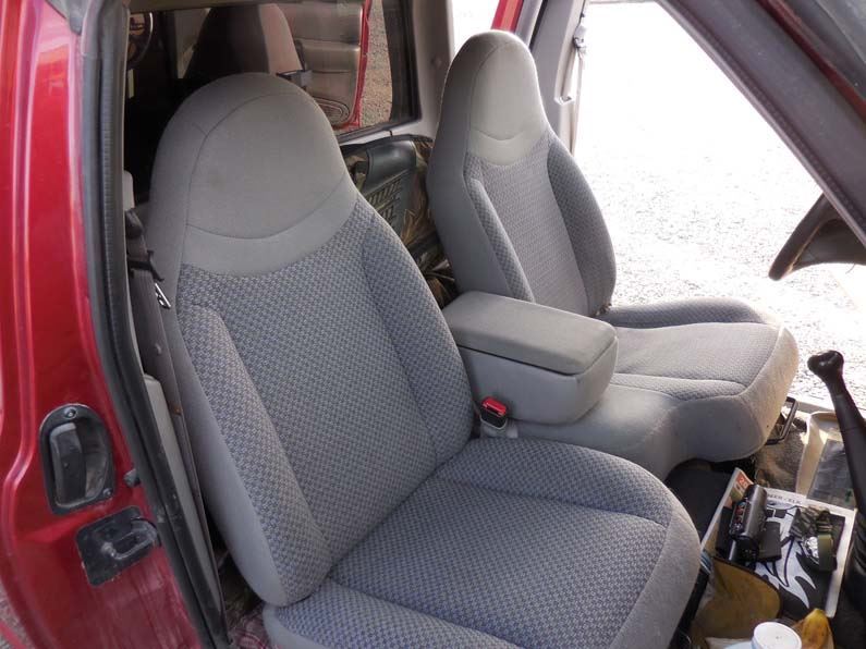1998 2000 Ford Ranger 60 40 With Opening Console Seat Covers Headwaters - Ford Ranger Oem Seat Covers