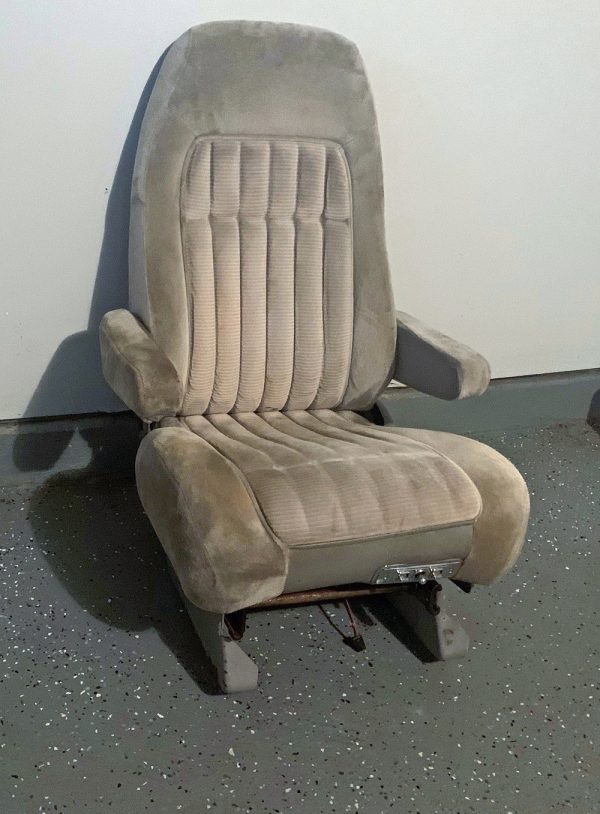 1992 - 1994 Chevy Suburban Buckets with Two Armrests Seat Covers