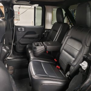 2019 - 2023 Jeep Wrangler 4 Door Rear 40/60 with Arm Seat Covers